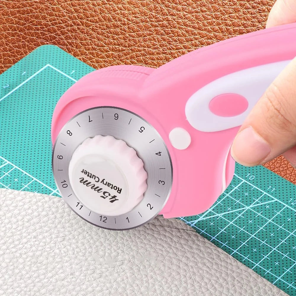 45mm Rotary Cutter with 5 Replacement Blades – Ergonomic Handle, Safety Lock, for Fabric, Leather & Paper Crafting, Quilting & Sewing